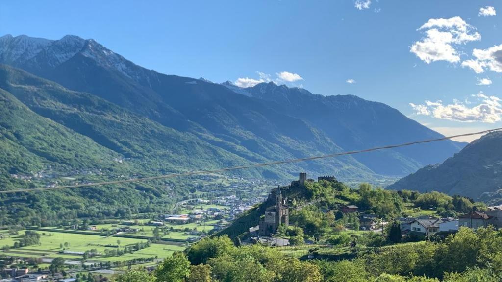 Appartamento La Baita Case Sondrio Fiume - Affitti Brevi Italia Exterior foto